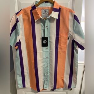 Set of 2 Switch Remarkable Shirts Mens Large Short Sleeve Casual Button Up